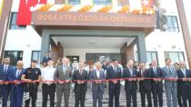İNEGÖL’DE HEM YENİ EĞİTİM ÖĞRETİM YILI HEM YENİ OKUL BİRLİKTE AÇILDI